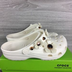 classic metallic blooms clog